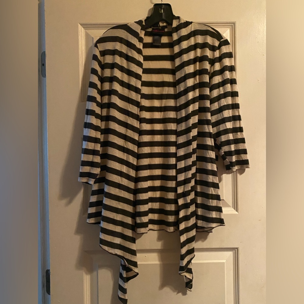 Torrid Cardigan size 2